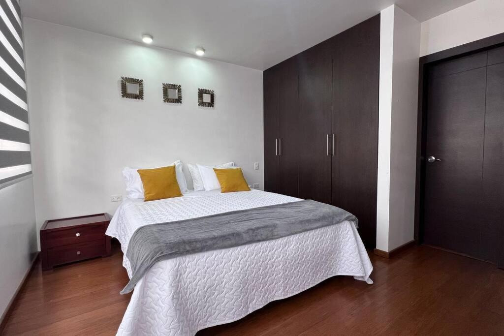 Casa En Parque Ciudad Blanca